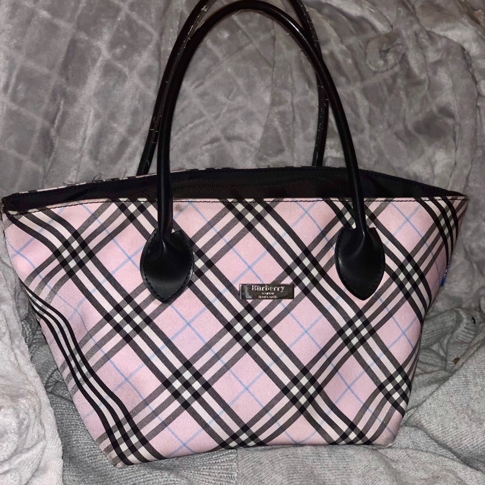 Burberry blue label purse